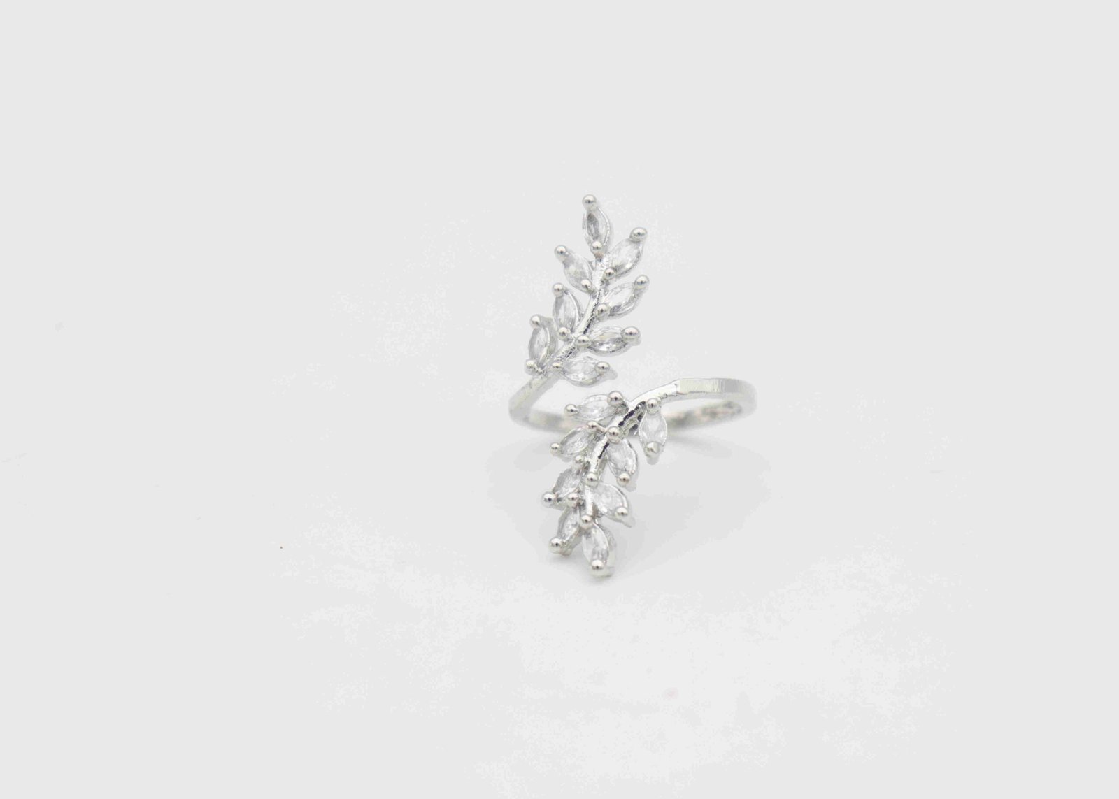 Leaf Style long Stylish Ring